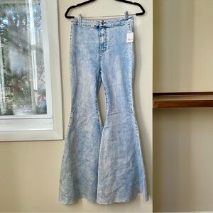NWT Free People Just Float On Flare Jeans We The Free Light Blue 28